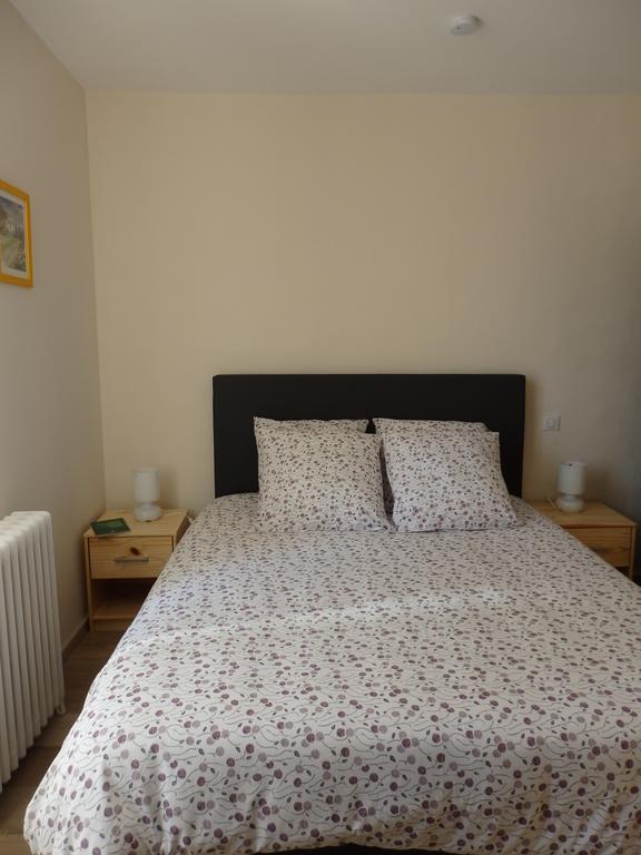 Le Merlanson Chambres D'Hotes Bez-et-Esparon Eksteriør bilde
