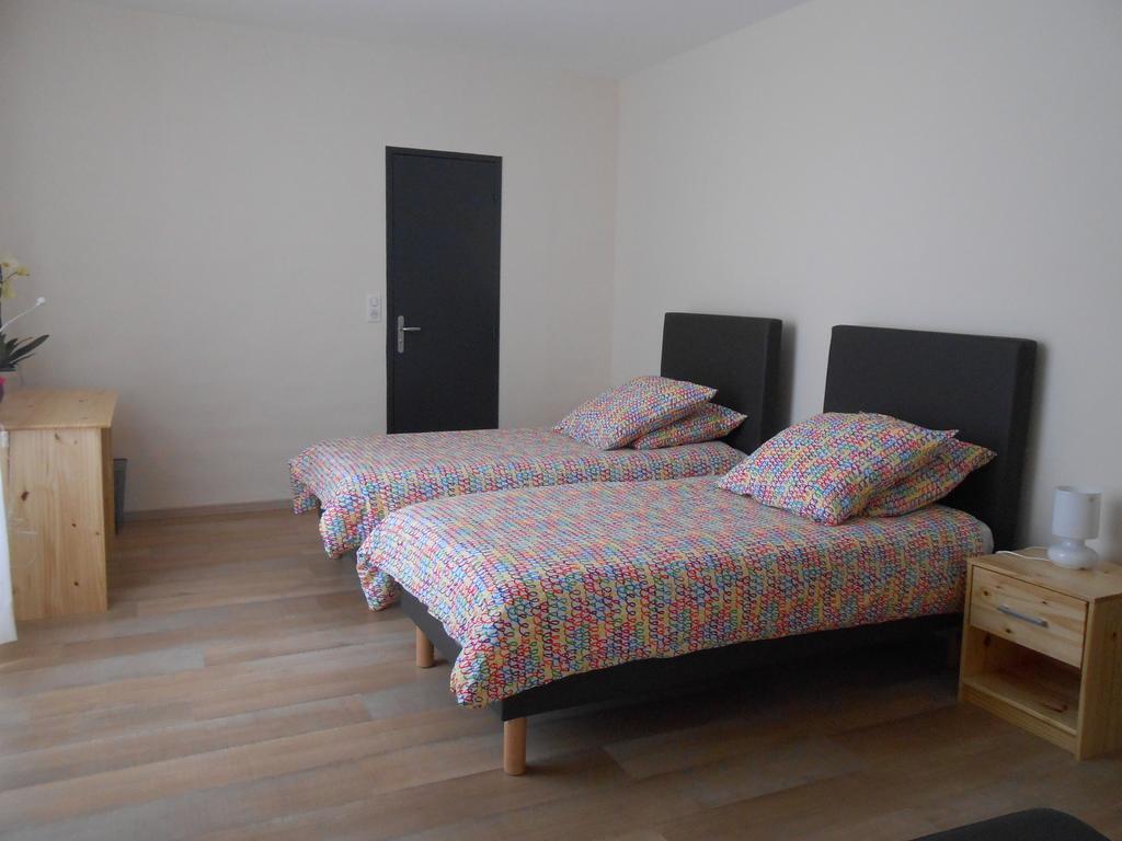 Le Merlanson Chambres D'Hotes Bez-et-Esparon Eksteriør bilde